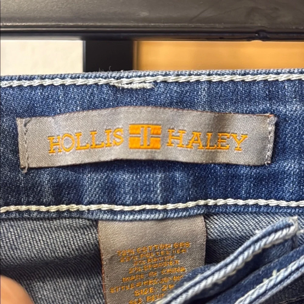 Hollis Haley Distressed Ankle Jeans Size 29